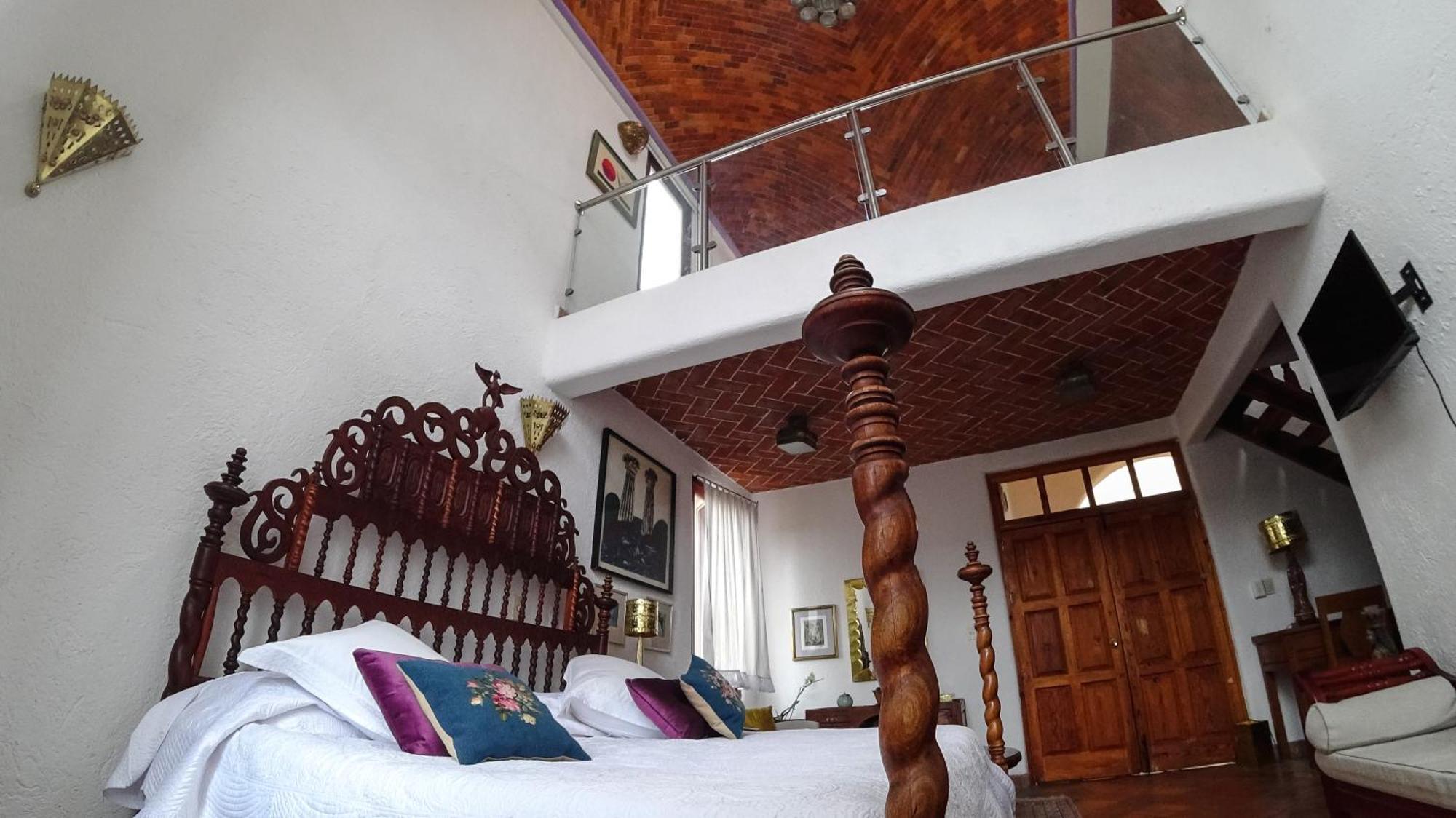 Casa Estela Y Virgilio Bed & Breakfast